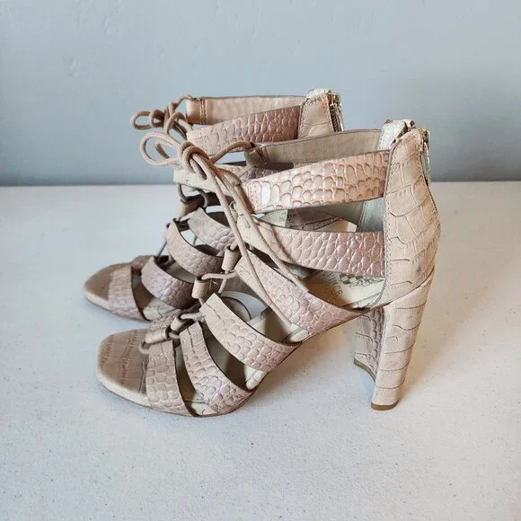 Vince Camuto Gladiator Sandal "NEW" - Picture 7 of 16